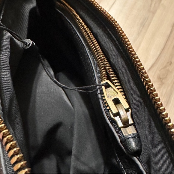 NWT Alexander Wang Dumbo Leather Clutch Bag in Black - Picture 8 of 9